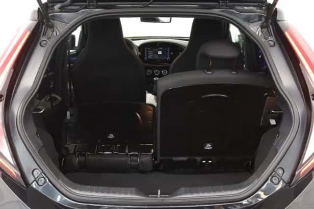 Toyota Aygo (2023) thumbnail 5