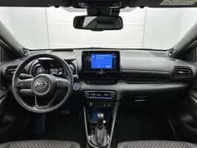 Toyota Yaris (2023) thumbnail 5