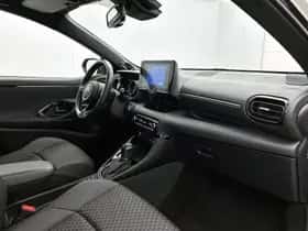Toyota Yaris (2023) thumbnail 7