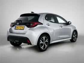 Toyota Yaris (2025) thumbnail 3