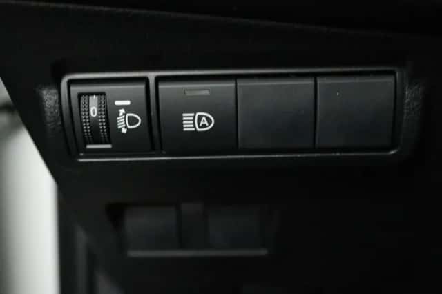 Toyota Corolla_Cross (2025) thumbnail 5