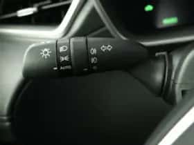Toyota Corolla_Cross (2025) thumbnail 7