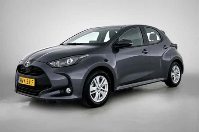 Toyota Yaris (2025) thumbnail 1