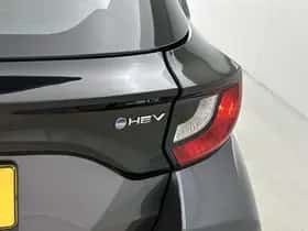 Toyota Yaris (2025) thumbnail 30