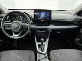 Toyota Yaris (2025) thumbnail 4