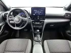 Toyota Yaris_Cross (2025) thumbnail 4