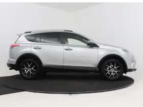 Toyota RAV4 (2017) thumbnail 14