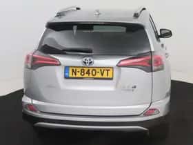Toyota RAV4 (2017) thumbnail 25