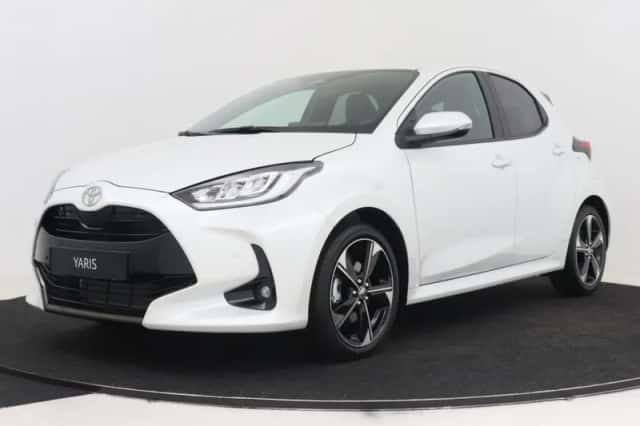 Toyota Yaris (2025) thumbnail 1