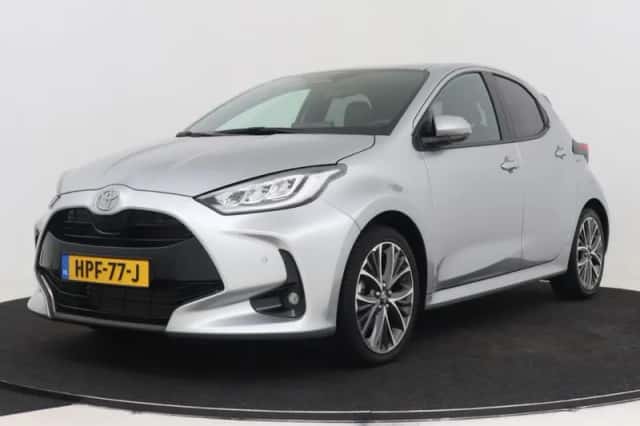 Toyota Yaris (2025) thumbnail 1
