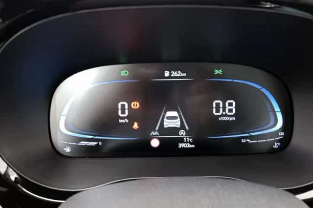 Hyundai i10 (2024) thumbnail 5