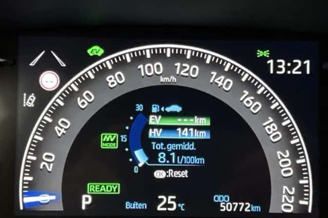 Toyota RAV4 (2022) thumbnail 5