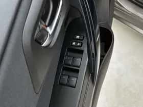 Toyota Auris (2018) thumbnail 22