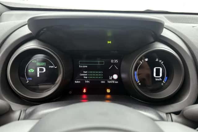 Toyota Yaris_Cross (2024) thumbnail 5