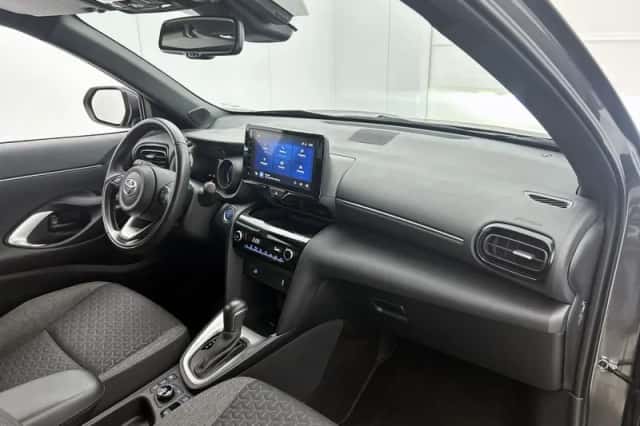 Toyota Yaris_Cross (2024) thumbnail 6