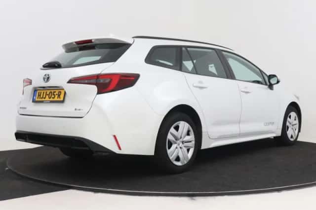 Toyota Corolla_Touring_Sports (2025) thumbnail 2