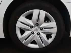 Toyota Corolla_Touring_Sports (2025) thumbnail 27