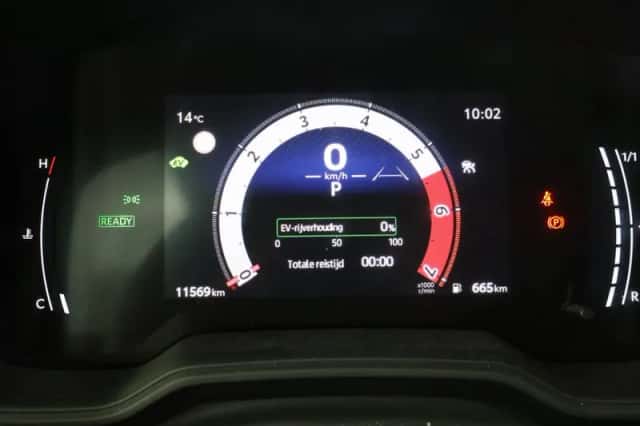 Toyota Corolla_Touring_Sports (2025) thumbnail 5