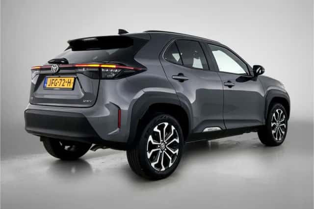 Toyota Yaris Cross (2025) thumbnail 2