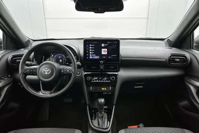 Toyota Yaris Cross (2025) thumbnail 4