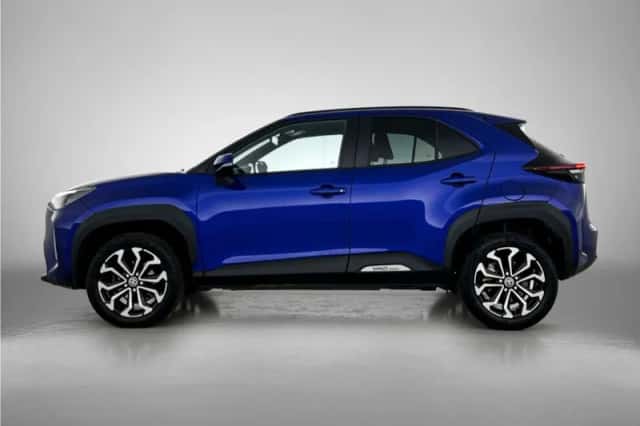 Toyota Yaris_Cross (2024) thumbnail 3