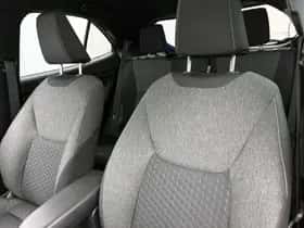 Toyota Yaris_Cross (2024) thumbnail 27