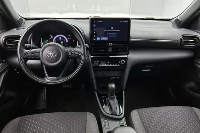 Toyota Yaris_Cross (2024) thumbnail 4
