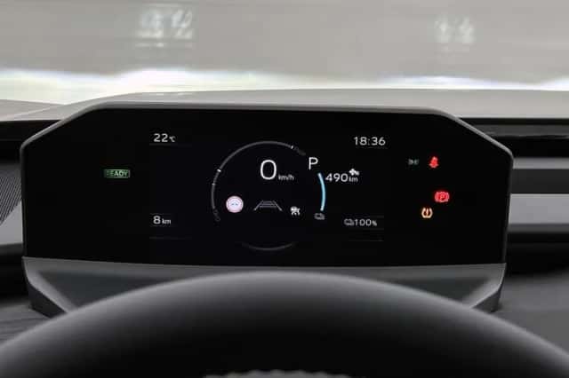 Toyota C-HR+ (2026) thumbnail 5