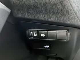 Toyota Corolla_Cross (2024) thumbnail 26