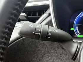 Toyota Corolla_Cross (2024) thumbnail 27