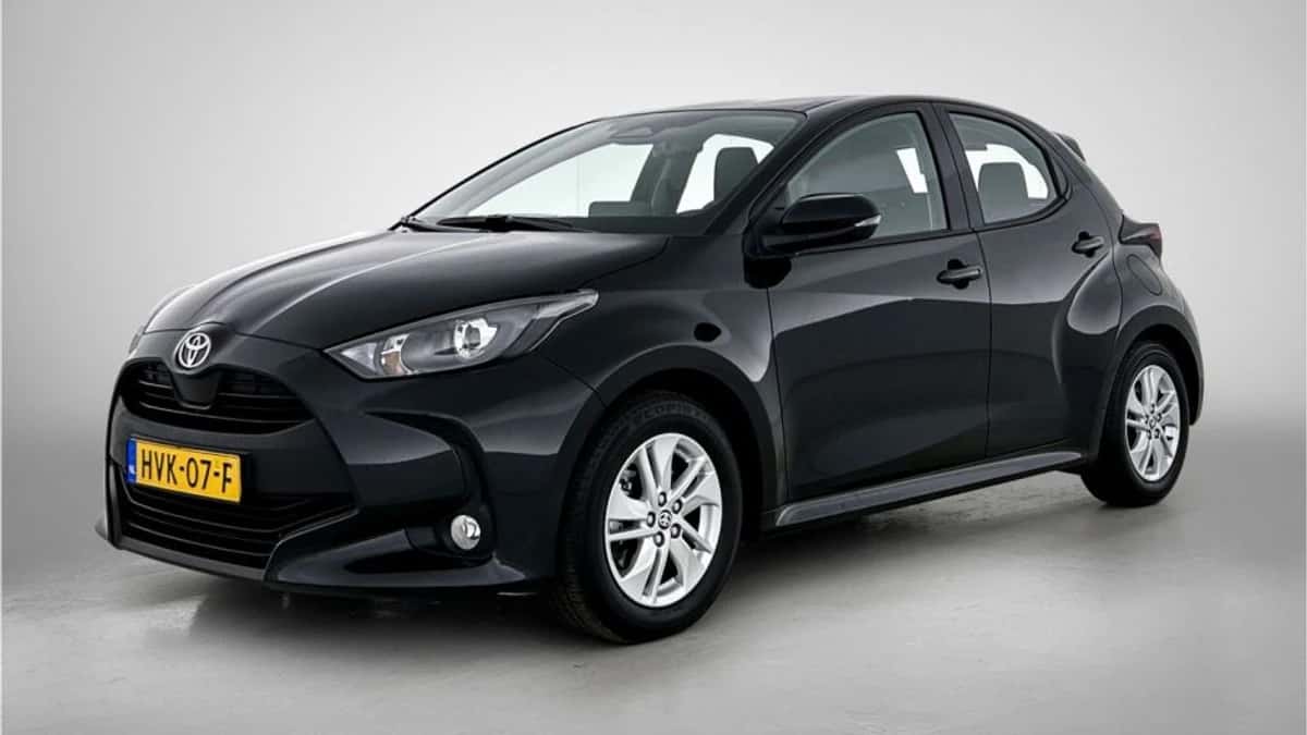 Toyota Yaris (2025) — foto 1