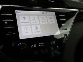Toyota Camry (2021) thumbnail 17