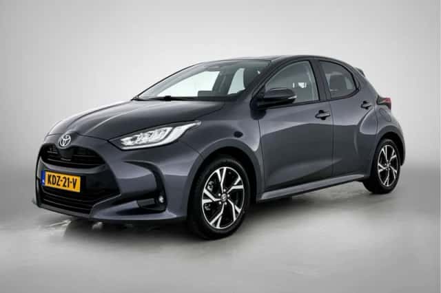 Toyota Yaris (2024) thumbnail 1