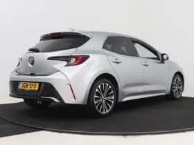 Toyota Corolla (2024) thumbnail 2