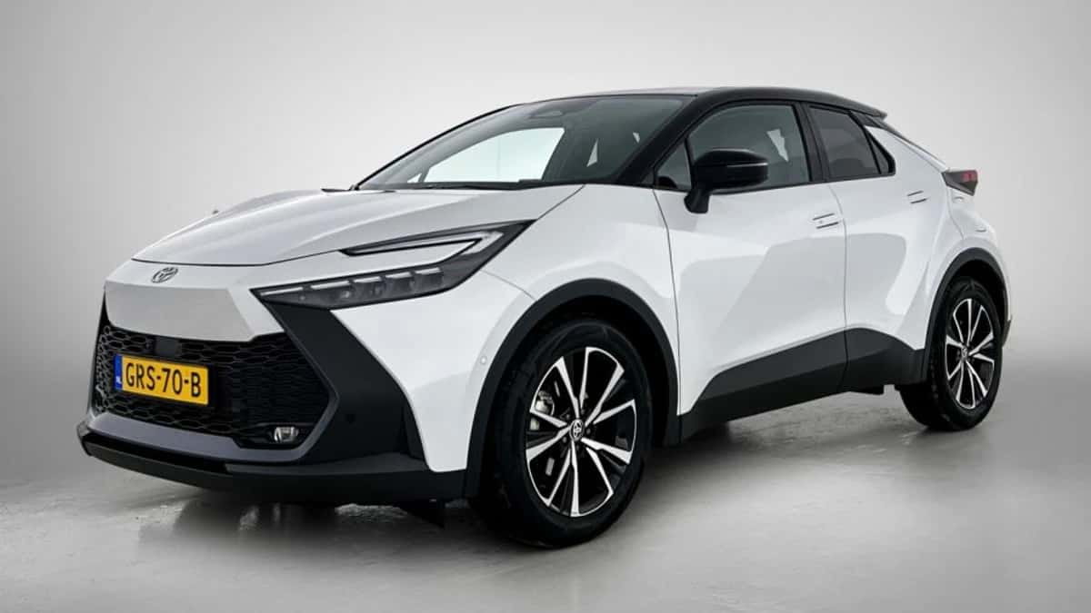 Toyota C-HR (2024) — foto 1