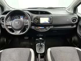 Toyota Yaris (2020) thumbnail 4