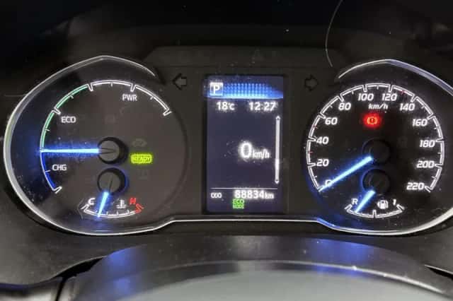 Toyota Yaris (2020) thumbnail 5