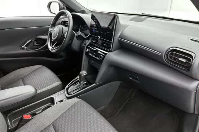Toyota Yaris_Cross (2025) thumbnail 6