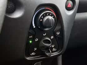 Toyota Aygo (2019) thumbnail 8