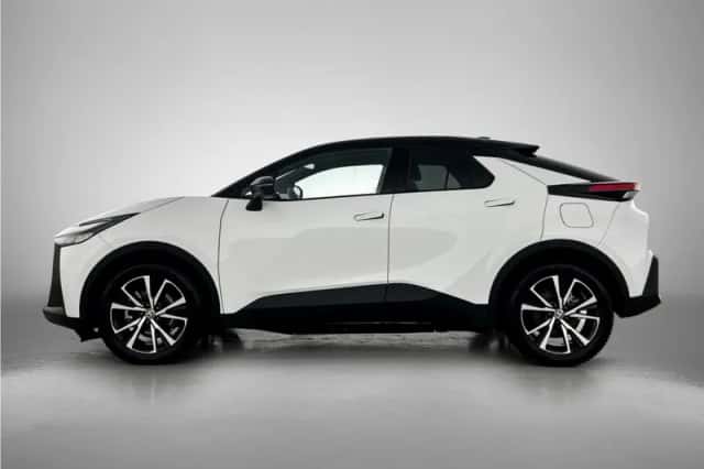 Toyota C-HR (2025) thumbnail 3