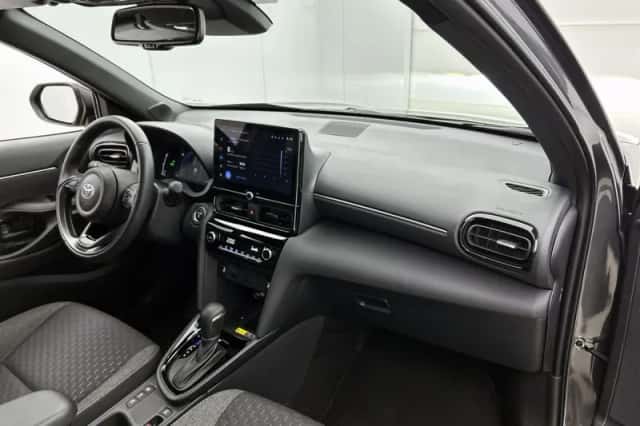 Toyota Yaris_Cross (2024) thumbnail 6
