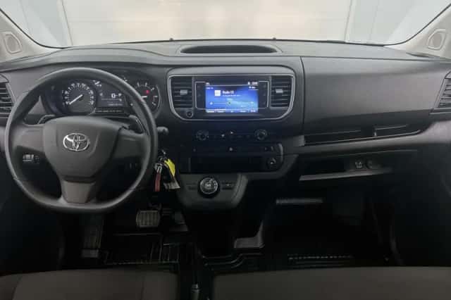 Toyota Proace (2024) thumbnail 4