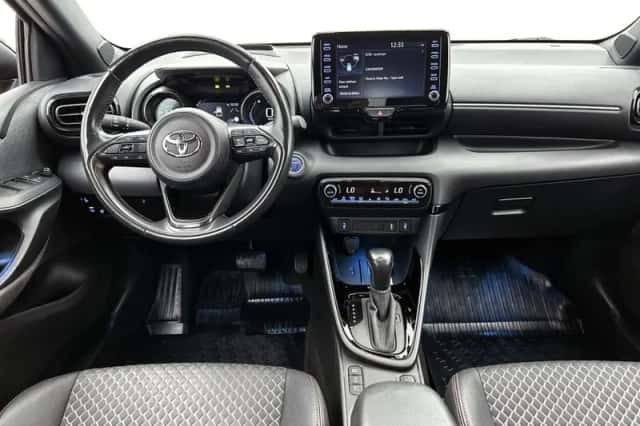 Toyota Yaris (2020) thumbnail 4