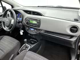 Toyota Yaris (2016) thumbnail 6