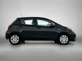 Toyota Yaris (2016) thumbnail 10