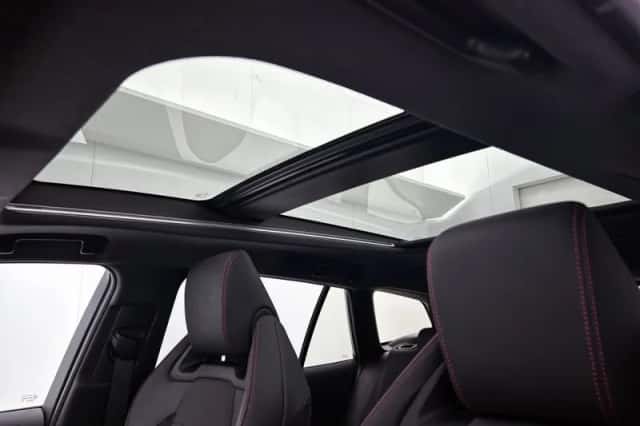 Toyota Corolla_Touring_Sports (2021) thumbnail 4