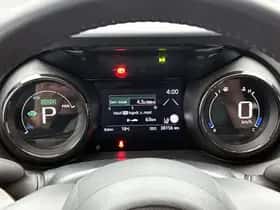Toyota Yaris (2022) thumbnail 5