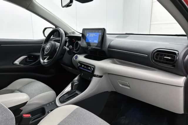 Toyota Yaris (2022) thumbnail 6