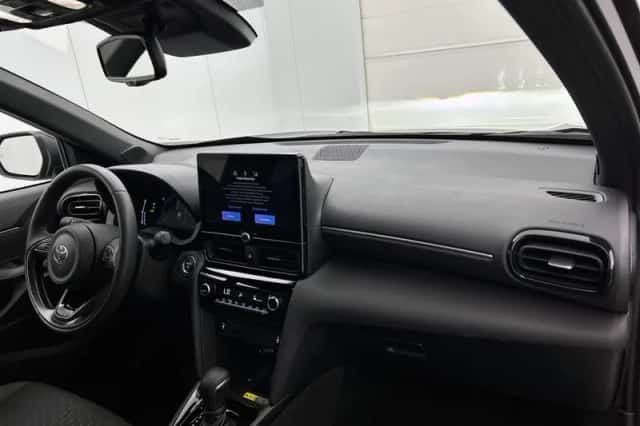 Toyota Yaris_Cross (2025) thumbnail 6