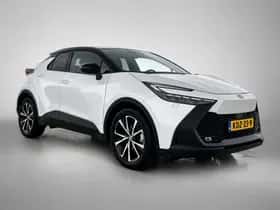 Toyota C-HR (2024) thumbnail 12